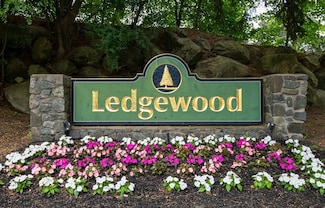 3 Ledgewood Way Unit 20, Peabody, MA 01960