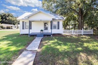 412 E E St, Rayne, LA 70578