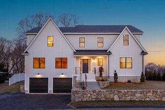 65 Butler Ave, Wakefield, MA 01880