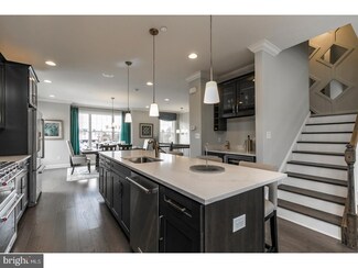 155 Finn Ln, Wayne, PA 19087