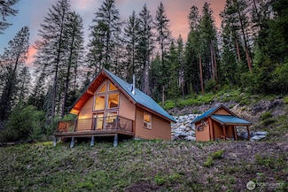 10810 Wending Ln, Leavenworth, WA 98826