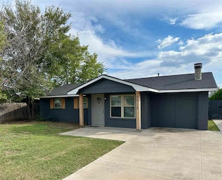 6914 SW Forest Ave, Lawton, OK 73505