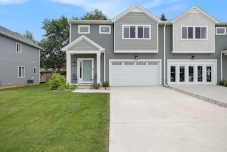 1047 Rebecca St, Marshall, MI 49068