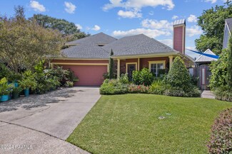 11 Fieldstone Dr, Lafayette, LA 70508