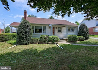 2187 S Queen St, York, PA 17402