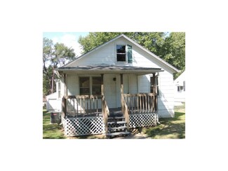 2010 S Hardy Ave, Independence, MO 64052