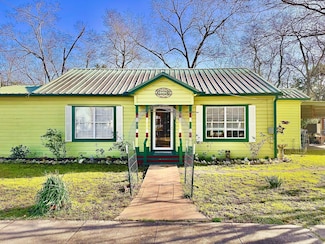 405 W Milam St, Livingston, TX 77351