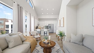 8536 Aspect Dr, San Diego, CA 92108