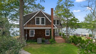 11 S Wangonk Trail, East Hampton, CT 06424