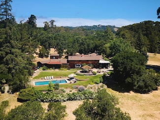 329 Albion Ave, Woodside, CA 94062