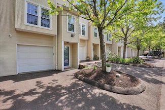 380 Hitchcock Rd Unit 58, Waterbury, CT 06705