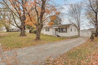 1631 E Nora St, Springfield, MO 65803