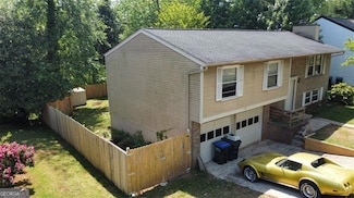 1425 Parkmont Dr, Roswell, GA 30076