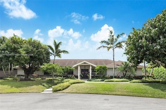 8220 SW 159th St, Palmetto Bay, FL 33157
