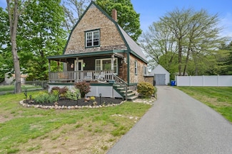 428 Salem St, Rockland, MA 02370