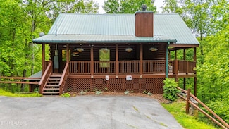 3186 Emerald Springs Loop, Sevierville, TN 37862