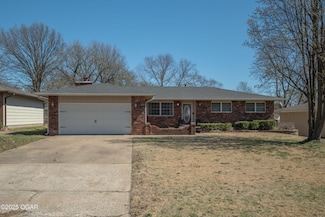 3701 College View Dr, Joplin, MO 64801