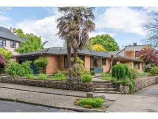 3411 SE Ankeny St, Portland, OR 97214