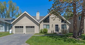 757 Lassen Dr, South Lake Tahoe, CA 96150