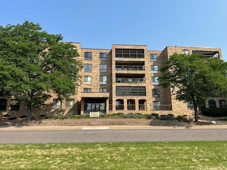 2221 Youngman Ave Unit 503, Saint Paul, MN 55116