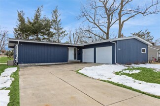 1085 Brockman Ave, Marion, IA 52302
