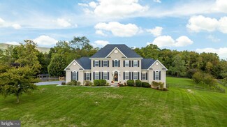 306 Waverly Dr, Strasburg, VA 22657