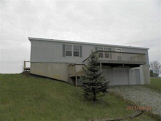 115 E 725 S, Wolcottville, IN 46795