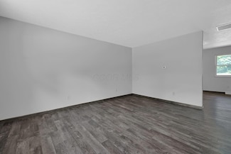 53 Neil St Unit 15, Delaware, OH 43015