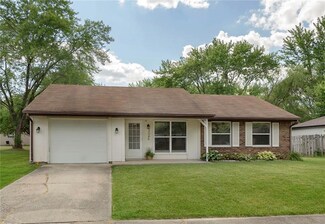3046 Pawnee Dr, Indianapolis, IN 46235