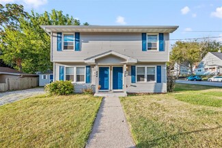 844 Walker St, Des Moines, IA 50316