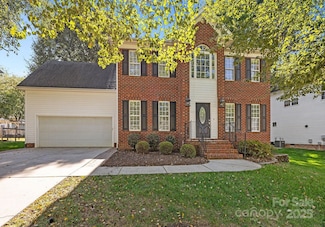 16920 Hampton Crossing Dr, Huntersville, NC 28078