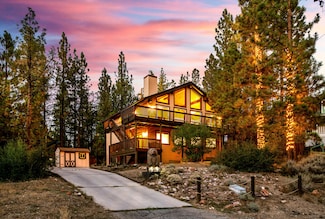 42452 Holiday Ln, Big Bear Lake, CA 92315