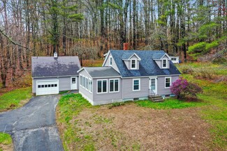 28 Ridge Rd, Lisbon Falls, ME 04252