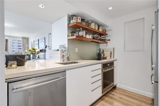 1200 West Ave Unit 615, Miami Beach, FL 33139