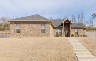 4149 Hampton Dr, Benton, AR 72019