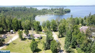 8931 Palm Rd, Britt, MN 55710