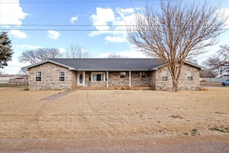 505 Reed Ave, Levelland, TX 79336