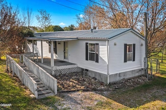 71 Wandering Dr, Chuckey, TN 37641