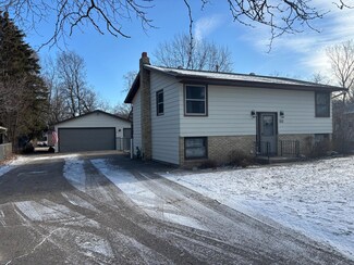 1712 Kings Way, Saint Cloud, MN 56301