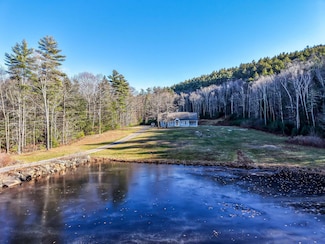 149 Mountain Rd, Deerfield, NH 03037