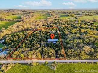 170 Beacon Rd, Eldon, MO 65026