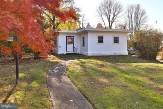 8106 Macarthur Rd, Glenside, PA 19038