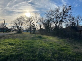 212 Campbell St, Terrell, TX 75160
