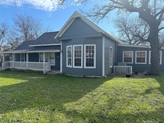 201 E Plummer St, Eastland, TX 76448