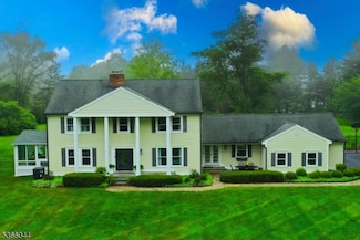 202 North Rd, Chester, NJ 07930