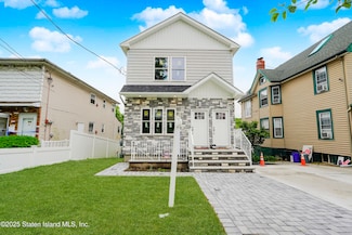 328 Jewett Ave, Staten Island, NY 10302