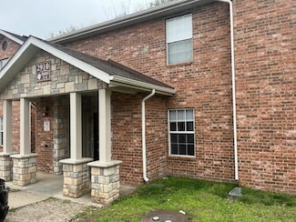 2910 Vineyard Pkwy Unit 2, Branson, MO 65616