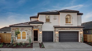 925 Talus Way S, Madera, CA 93636