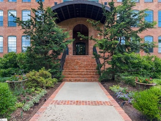 400 Mills Ave Unit 203, Greenville, SC 29605