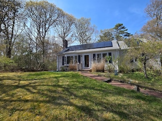 14 Many Oaks Cir, Yarmouth Port, MA 02675